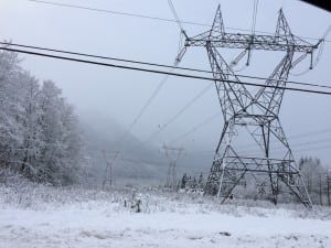 Transmission lines BC snow
