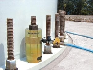 Fig2-Bolt-Tensioners-Enerpac