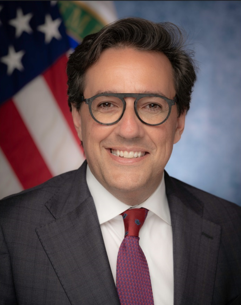 Dr. Darío Gil, Ph.D.